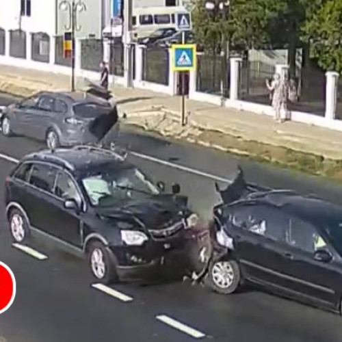 Accident violent la Costești, fără victime