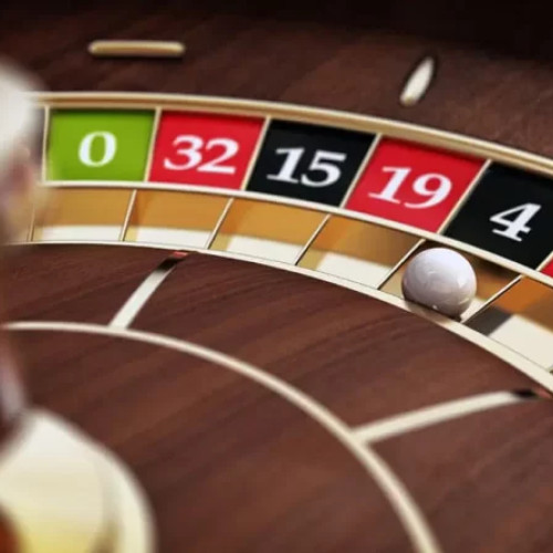 Ruleta: Peste 300 de ani de istorie și strategii inovatoare de pariere