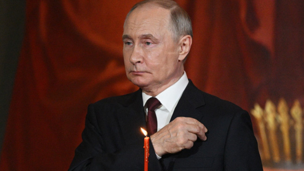 Putin și Sobianin participă la slujba de Paște condusă de Patriarhul Kirill