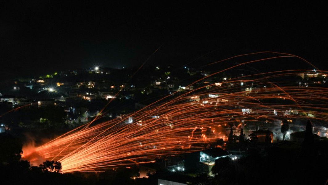 Razboiul rachetelor pe insula Chios: o traditie incandescenta de Paste