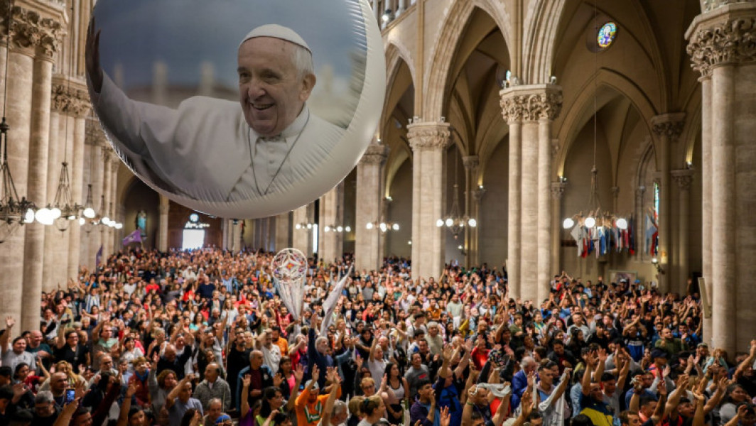 Moartea Papei Francisc pune capăt speranțelor argentinenilor pentru o vizită în țară