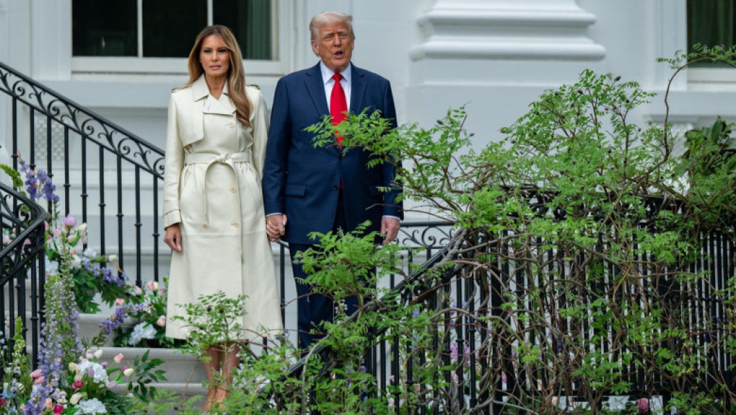 Donald Trump și Melania Trump vor participa la funeraliile Papei Francisc la Roma