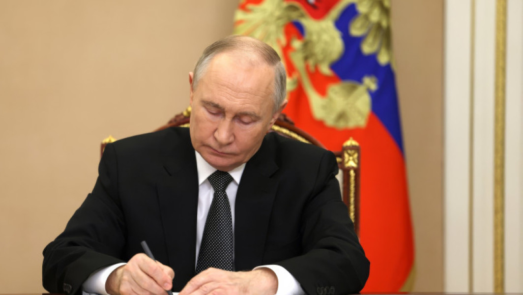 Vladimir Putin promovează noi legi pentru a reduce opoziția
