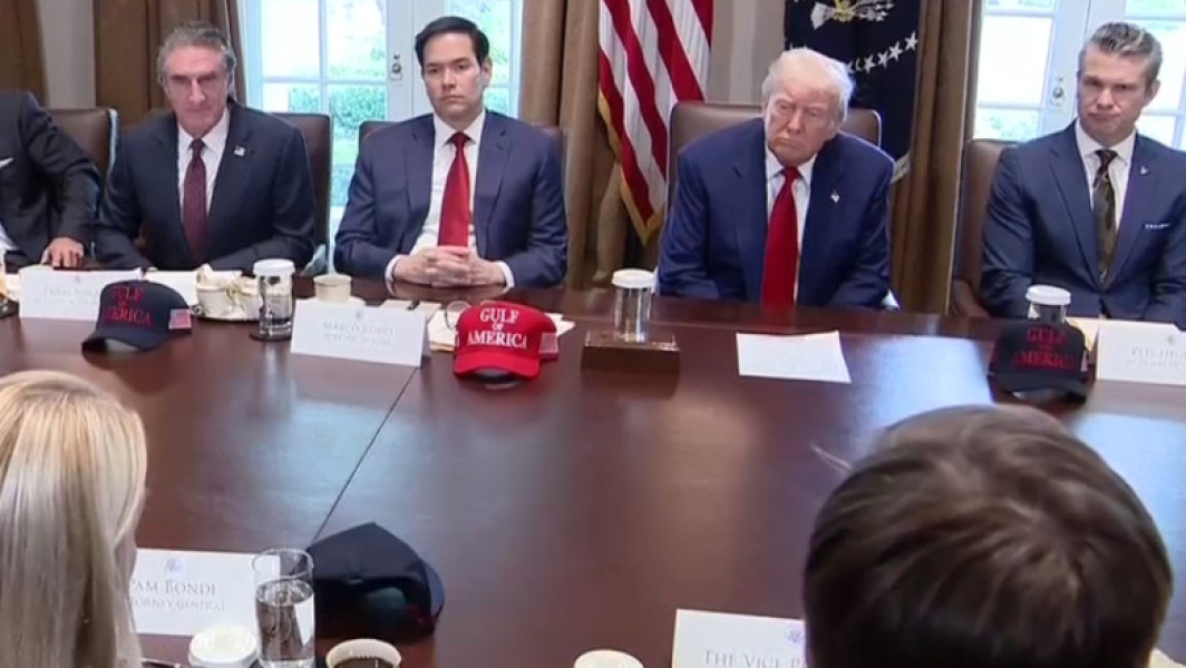 Donald Trump glumește despre dorința de a fi papa