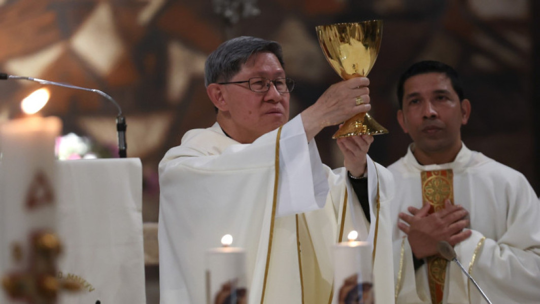 Cardinalul Luis Antonio Tagle devine favorit pentru succesiunea lui Papa Francisc