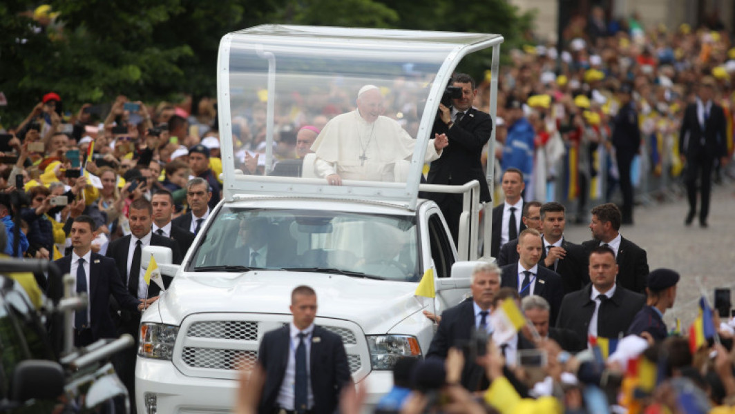 Papamobilul Papei Francisc va deveni unitate mobilă de asistență medicală pentru copii în Gaza