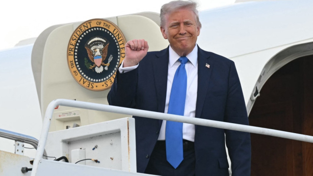 Trump afirmă că primește un avion de la Qatar, dar costurile pentru contribuabili ar putea fi mari