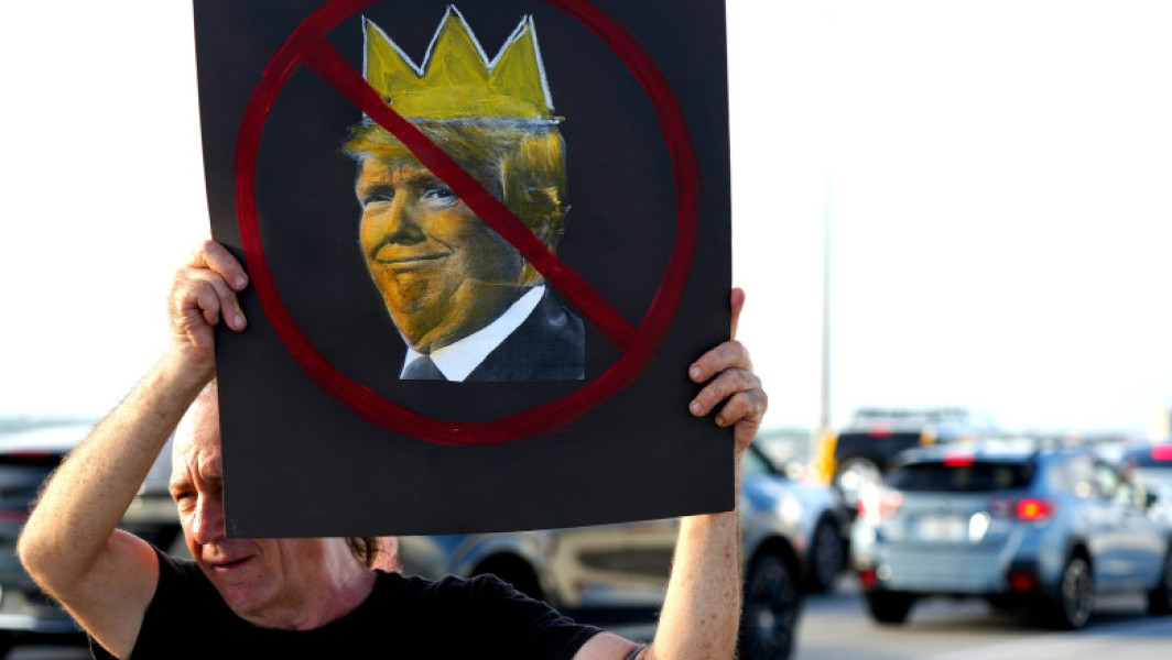 Proteste masive în SUA în ziua paradei militare a președintelui Trump