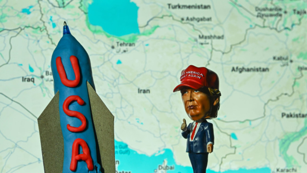 Trump ezită să decidă dacă va accepta atacul asupra Iranului în următoarele două săptămâni