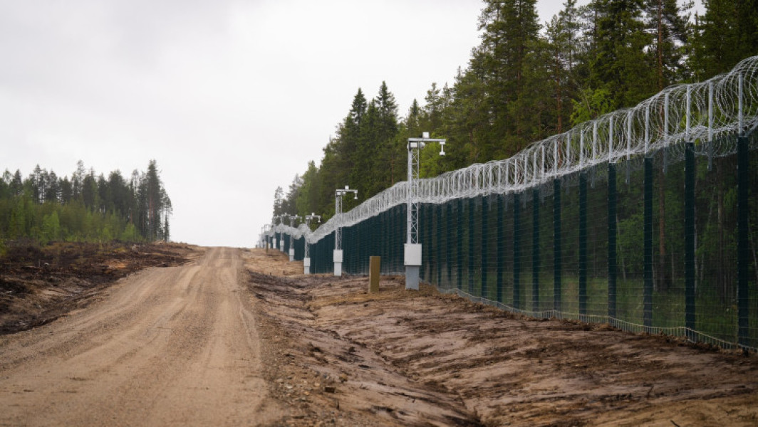 Finlanda își întărește frontiera cu Rusia prin construirea unui nou segment de barieră