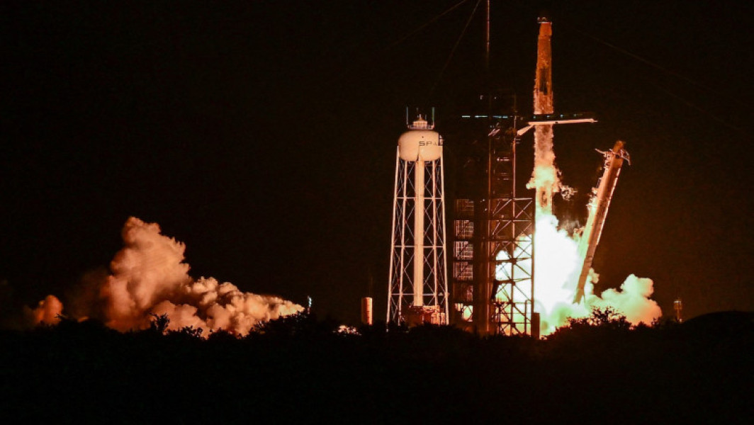 misiune privată SpaceX amână lansarea din cauza scurgerilor neașteptate de la stația spațială internatională