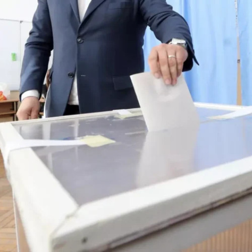 Cine este buzoianul despre care dizidența din AUR crede că l-ar fi bătut pe Nicușor Dan