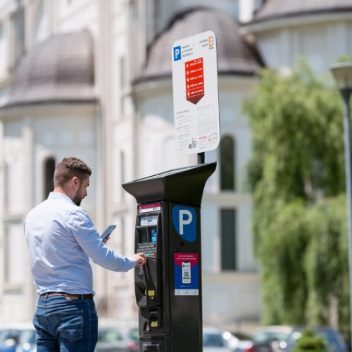 Uniunea Ziariștilor Profesioniști Buzău critică decizia Primăriei de a nu excepta jurnaliştii de la plata parcării