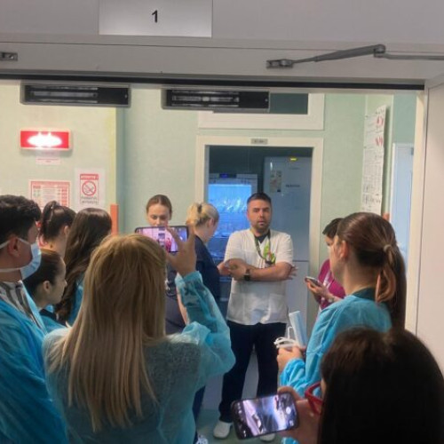 FOTO / Sprijin pentru mămici: curs la Maternitatea Buzău cu „Maxi Farma” partener