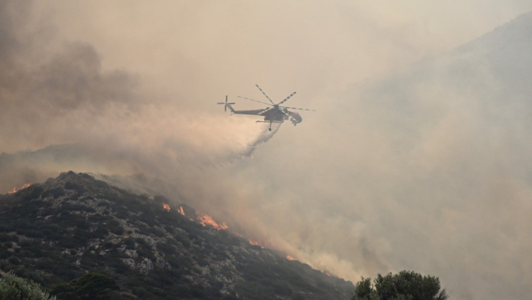 Grecia emite avertizare de risc ridicat de incendiu în mai multe regiuni