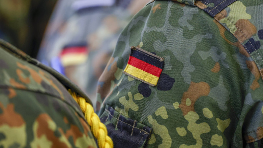Tinerii din Germania se opun din ce în ce mai mult serviciului militar obligatoriu