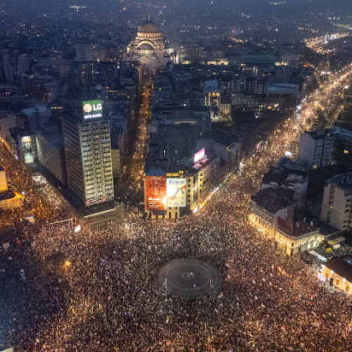 Proteste continue în Serbia, de opt luni, cu schimbări în tactici și conducere