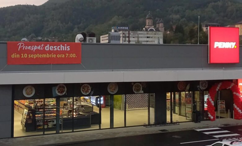 Penny deschide un magazin în Nehoiu; Lidl pregătește redeschiderea din Broșteni
