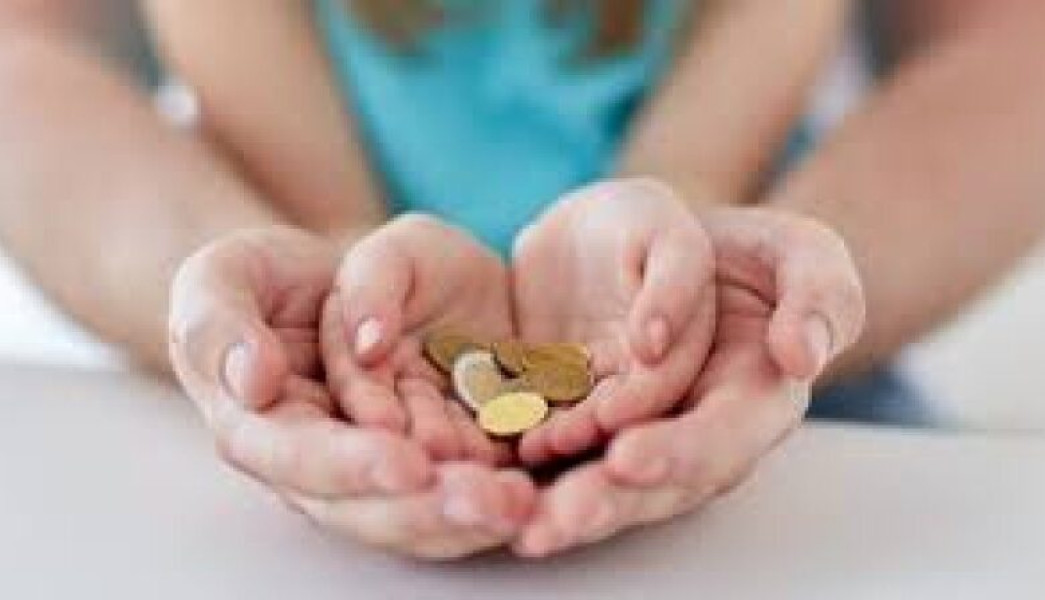 Beneficiarii din Buzău au primit plățile pentru alocații și indemnizații sociale
