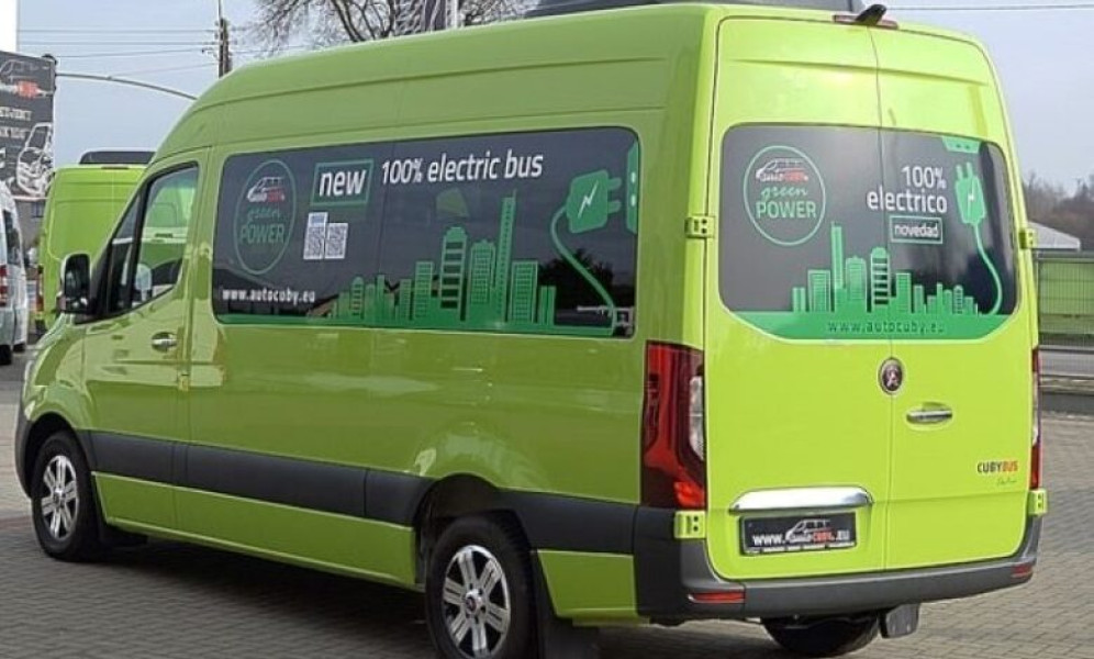 Consiliul Județean cumpără microbuze electrice pentru elevi fără costuri din bugetul propriu