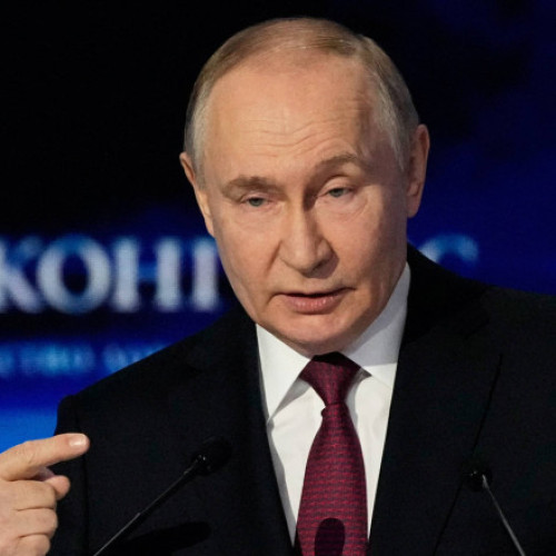 Putin susține că Rusia rămâne un lider în producția mondială de petrol