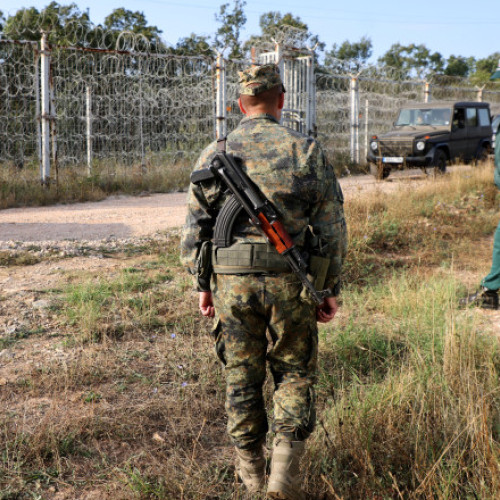 Spionaj rus și ONG-uri de extremă stânga, implicate în traficul de migranți ilegali către UE