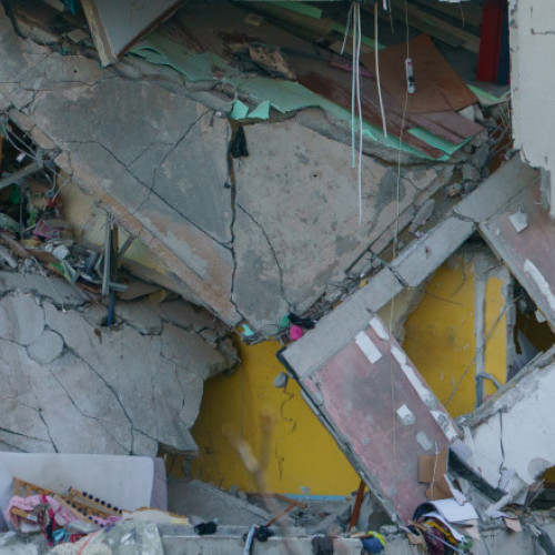 Anchetatorii confirmă epicentrul exploziei la etajele 5 și 6 din Rahova