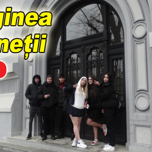 Atât de mult așteptat! Elevii revin la Colegiul M. Eminescu din Buzău după cinci ani de absență! Reabilitarea s-a finalizat și aulă imobilului de pe strada Independenței abia așteaptă ca să fie redată elevilor și teatrului.
