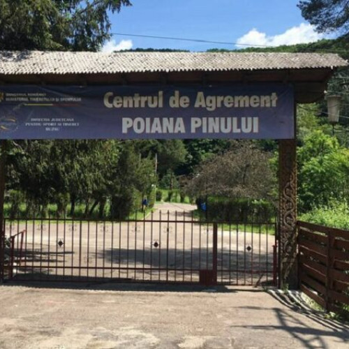 Tabăra școlară de la Poiana Pinului se redeschide după cinci ani de inactivitate